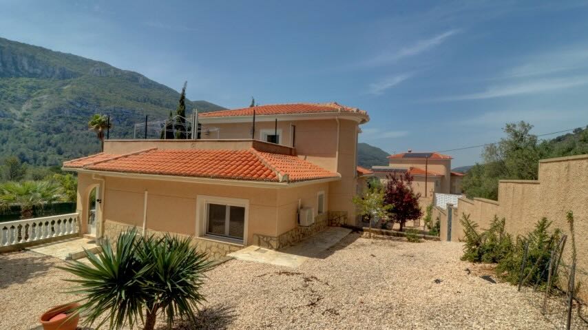 Property 2513 - Image 17